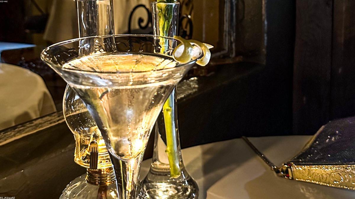 Analityka sprzedaży restauracja - jakie dane warto śledzić